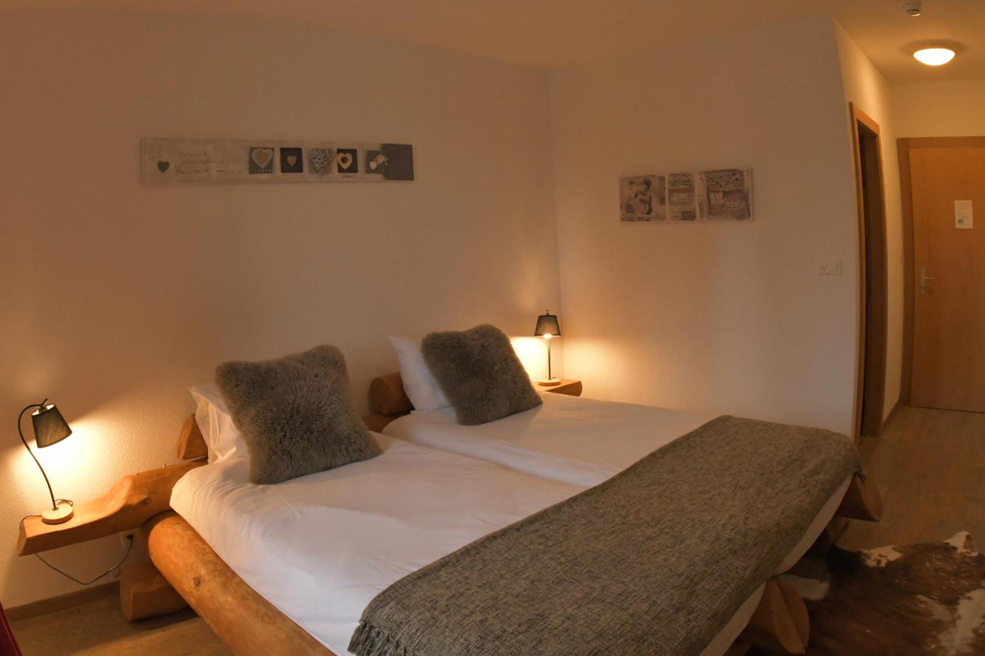 Hotel Restaurant Du Marchairuz Le Brassus Eksteriør bilde