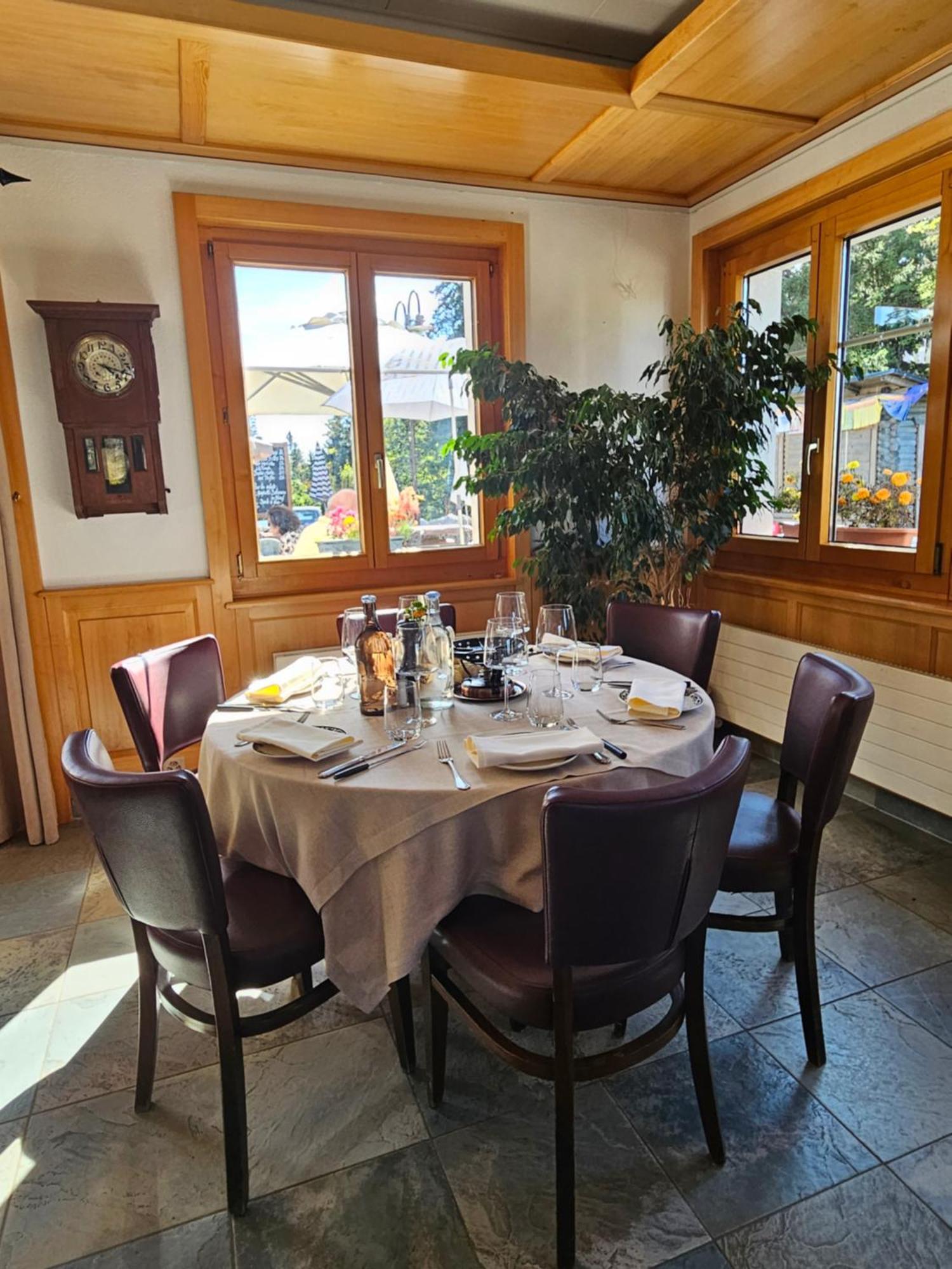 Hotel Restaurant Du Marchairuz Le Brassus Eksteriør bilde