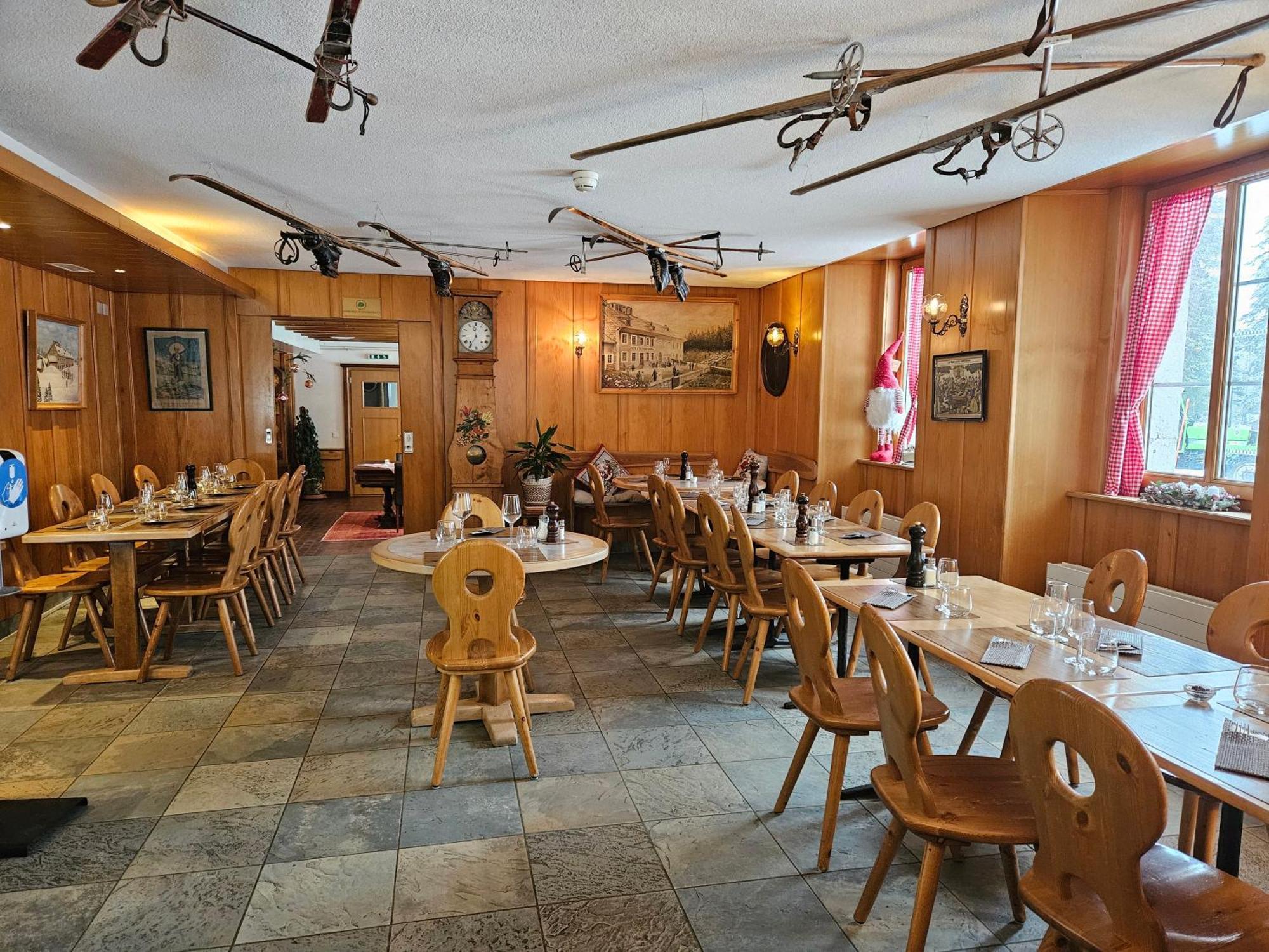 Hotel Restaurant Du Marchairuz Le Brassus Eksteriør bilde
